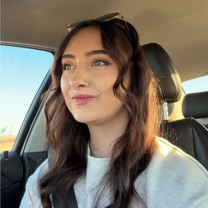 Meet your Posher, Mackenzie